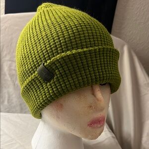 Bass Outdoor NEW women’s waffle knit beanie one size woodbine olive green